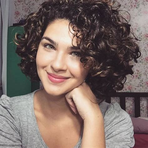 Short Curly Hairstyles For Berna Stoddard