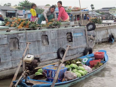 Visiting Floating Markets Mekong Delta Travel Guide