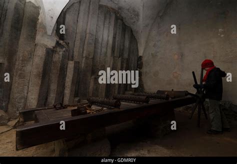 Torture Rack Stock Photos And Torture Rack Stock Images Alamy