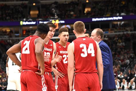 men s basketball wisconsin struggles in big ten tournament semifinal with loss to michigan state