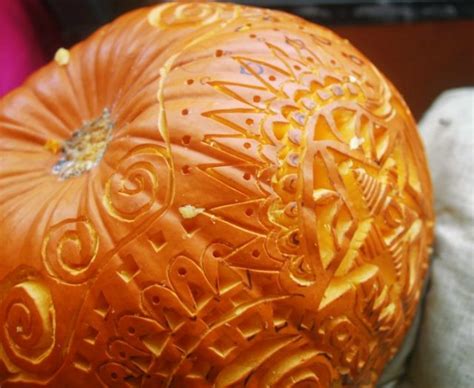 Pumpkin Carving Tips Carve A Pumpkin Easily With These Tricks