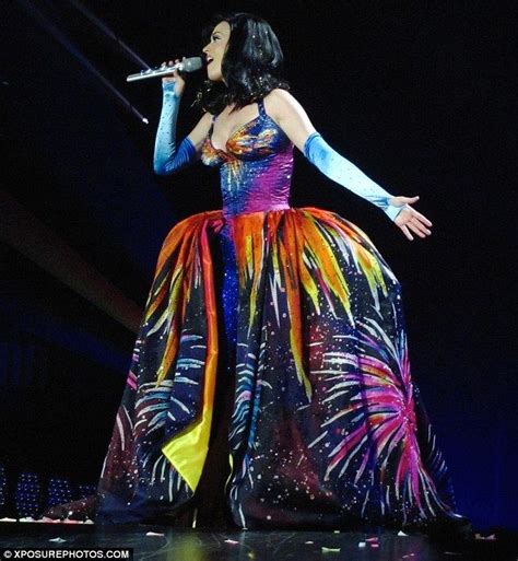 Katy Perry Comes To Belfast Prismatic Tour Firework Ownyourstyle
