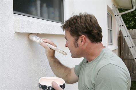 How Long Should Stucco Painting Last