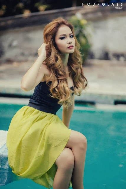 Myanmar Hot Model Nann Myat Phyo Thinn Myanmar Model Girl