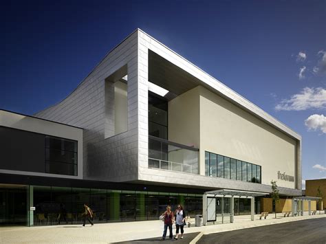 University Of Hertfordshire The Forum — Mcw Architects