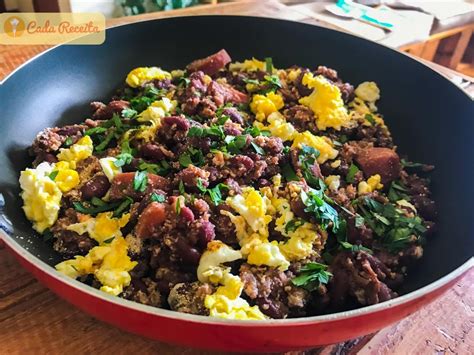 A Criação Do Feijão-tropeiro Na Culinária Brasileira Está Relacionada à