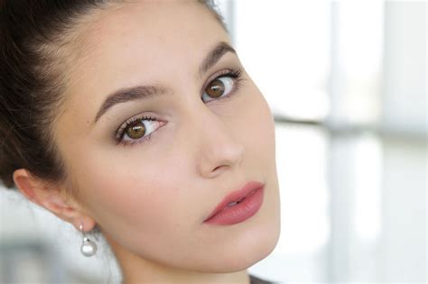 A Polished And Sophisticated Makeup For Work Ideal For An Office Or A