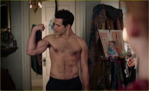 Skylar Astin Flexes His Muscles During Shirtless Scene On Zoey S