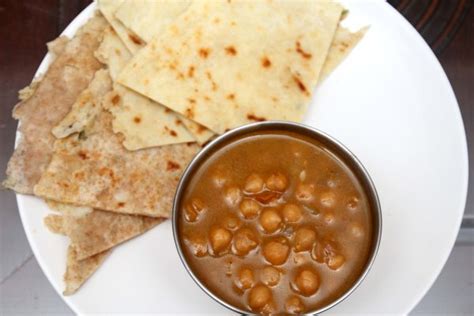 Trini Roti And Chana Masala Vegetarianvegan Jax And Cs