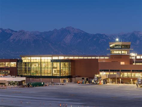 Salt Lake City Airport Just Opened A Massive New Terminal With Canyon
