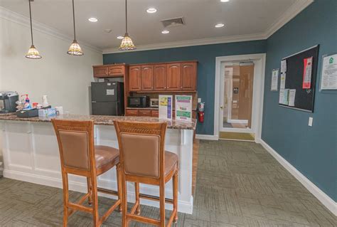 Governor Mifflin Apartments Photos