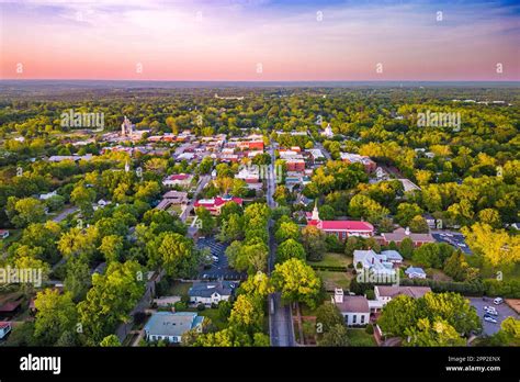 Madison Georgia Usa Overlooking The Downtown Historic District At