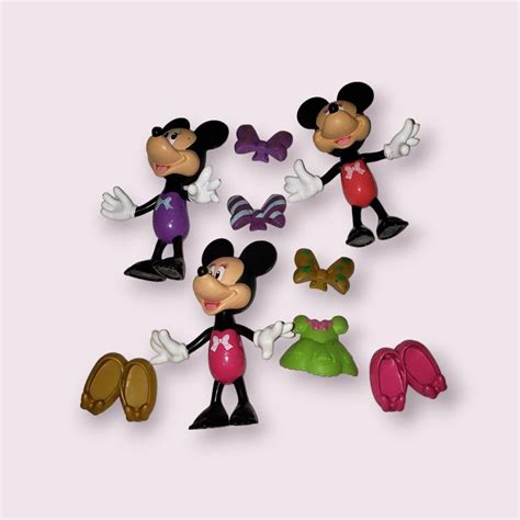 disney mattel minnie mouse dress up doll snap n style toy figures and 6 pieces