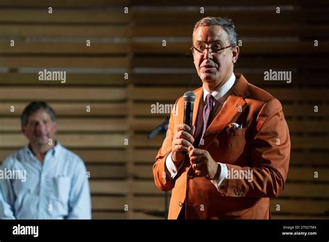 Athletics party hi-res stock photography and images - Alamy