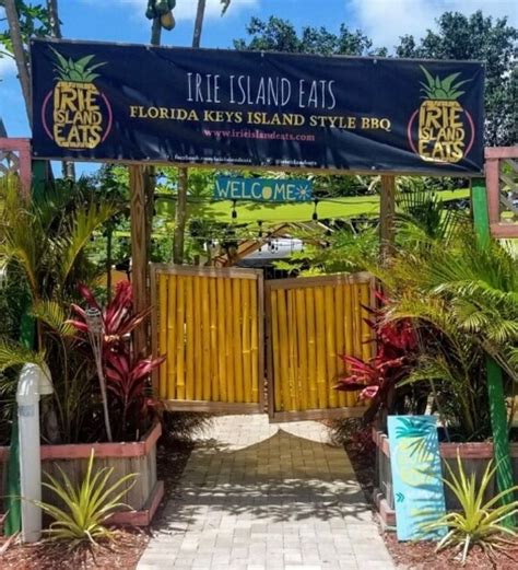 Outside Of Irie Island Eats In 2022 Island Bbq Island Marathon