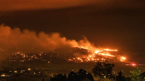 Bei den opfern soll es sich um ausländische landarbeiter handeln. Waldbrand in Colorado breitet sich rasant aus | wetter.de