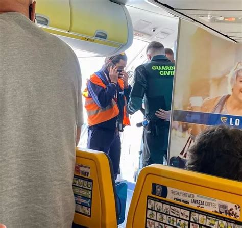 ‘disruptive’ Passenger Escorted Off Ryanair Flight After It S Forced To Divert North Wales Live