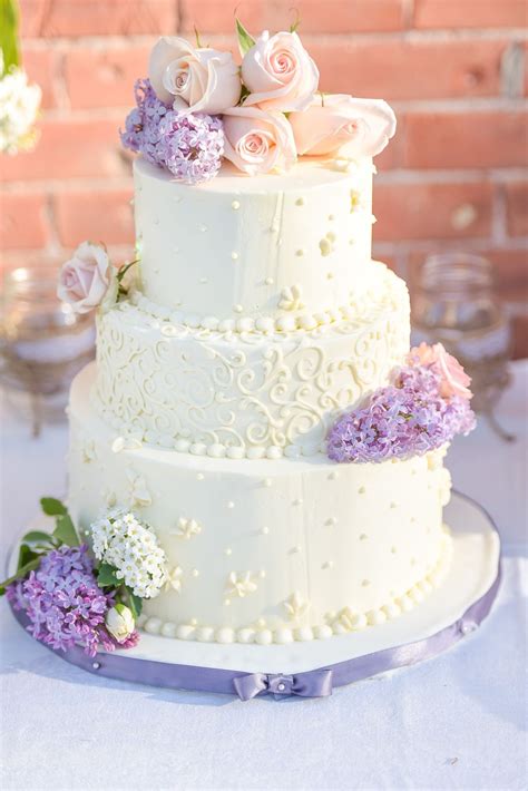 Classic White Wedding Cake With Fresh Lilac Wedding Cakes Lilac