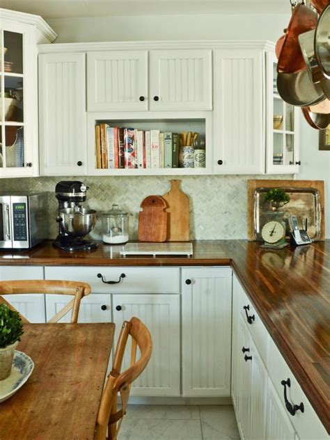 Browse our countertop buying guides to discover the best kitchen countertops for your kitchen and what material is best for your budget. Do-It-Yourself Butcher-Block Kitchen Countertop | HGTV