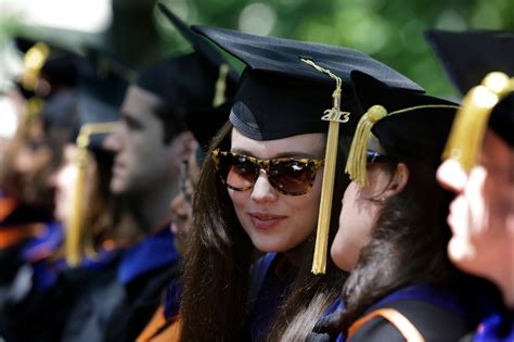 Law School Applications Decline Especially From Graduates Of Elite