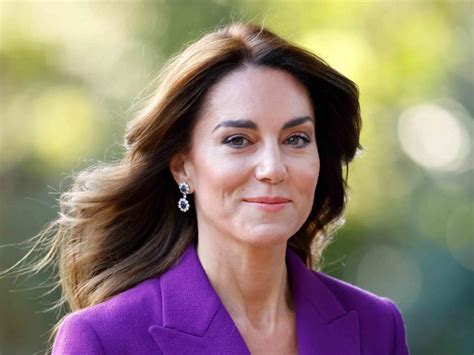Kate Middleton Wore Princess Diana’s Sapphire Earrings And Solved A Royal Mystery