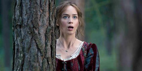 Locul nașterii wandsworth, london, england, uk. Hasbro Puts Emily Blunt in My Little Pony Movie