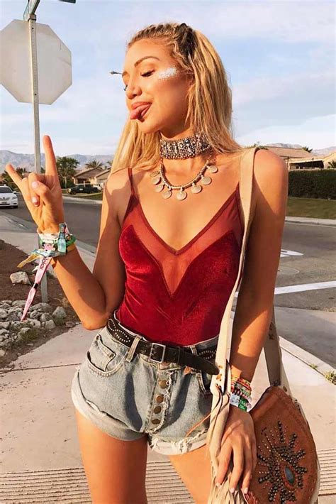 39 hottest festival outfits for coachella are right here coachella outfit festival fashion