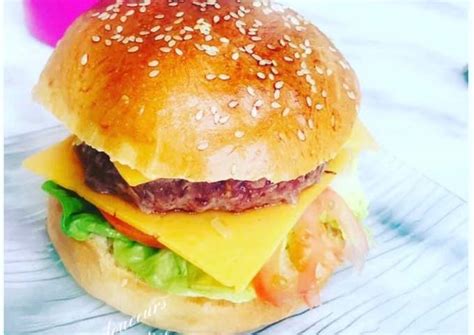 Quand vous décidez de le garnir, il n'y a plus. Burger Pain Maison / Hamburger Buns Pains Pour Hamburger ...