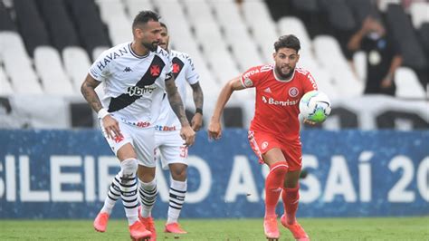 Acompanhe as notícias do vasco no ge.globo, tudo sobre o gigante da colina, próximos jogos, resultados, contratações e muito mais. Polêmica do VAR e pênalti perdido: Vasco se complica e ...