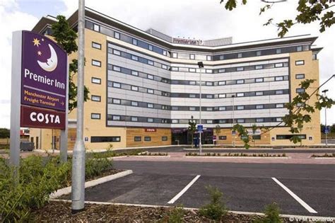This property accepts credit cards. Premier Inn Manchester Airport Runger Lane North - Compare ...