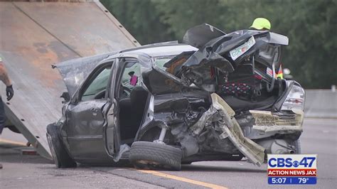 Pregnant Woman Survives After Being Ejected In I 295 Crash