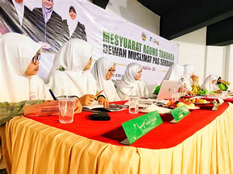 Baharudin, wan & kuna ei tegutse valdkondades juristid õigus, ettevõtte juhtimine. TASTI Pertama Di Bangi - Berita Parti Islam Se Malaysia (PAS)