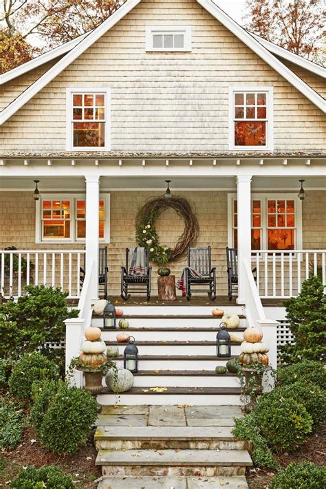 Inside A Quaint Connecticut Cottage Thats Decorated For Fall All Year