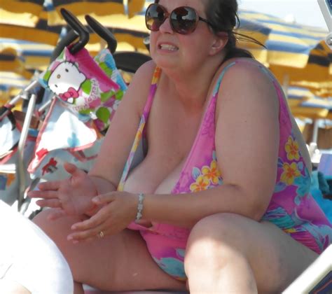 Beach Granny Tits