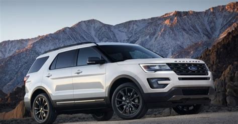 Lifted Ford Explorer Sport