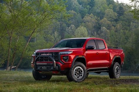 Driven 2023 Gmc Canyon Puts Other Midsize Pickups On Notice Edmunds