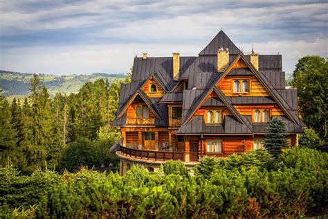 Wholesale prices, free custom design, highest quality materials 42 Stunning Log Homes & Mansions (Photos) - Home Stratosphere
