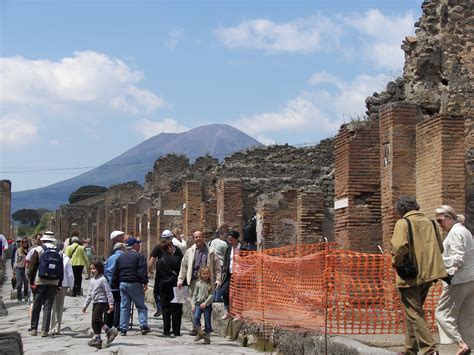 Filemount Vesuvius From Pompeii 3