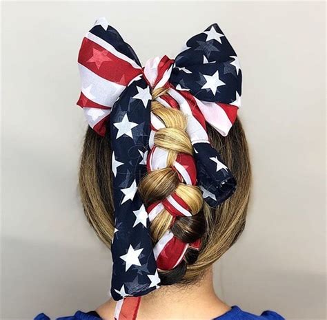 11 Patriotic Looks That Will Steal Any Firework Show Brides Maid Hair