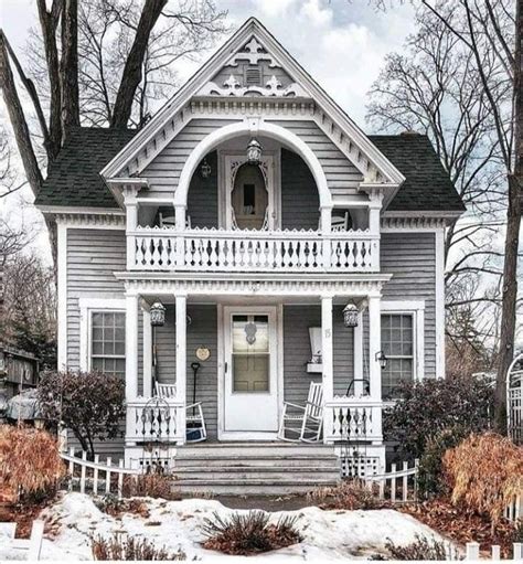 Pin By April Hernandez On My Dream House Victorian Homes Little