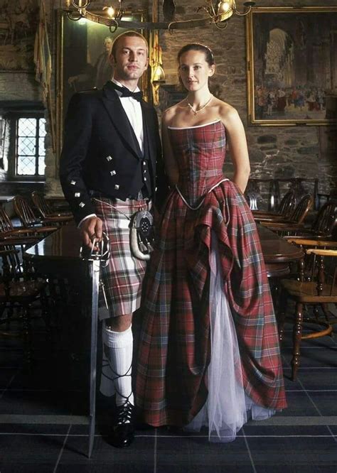 Pin By Kimberly Stone On Scotland Scottish Wedding Dresses Tartan