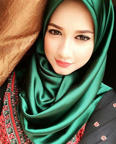 Pin Oleh Ini Matrawa Di Hijaber Masa Kini Kecantikan Wanita Wanita Berlekuk