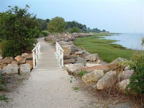 Tods Point In Old Greenwich Ct Has Beach Picnic Hiking And Sailing