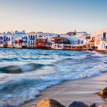 Mykonos airport (jmk) is located in chora, 4 kilometers (2.5 miles) southeast of the town of mykonos, greece. Mykonos | Mykonos Airport (JMK)