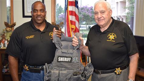 Anonymous donor gives $10,000 check for bulletproof vests to Cumberland
