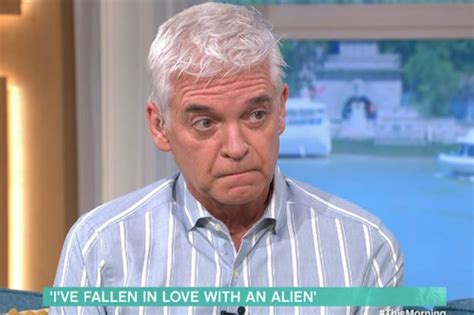Itv This Mornings Holly Willoughby And Phillip Schofield Dubbed Icons