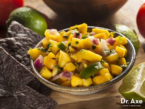 Salsa de mango y aguacate. Mango Avocado Salsa Recipe - Dr. Axe