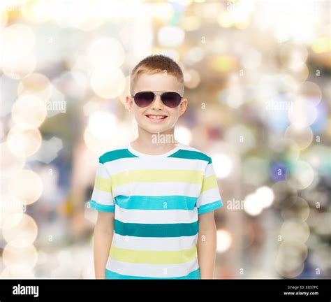 Boy Wearing Shades Hi Res Stock Photography And Images Alamy