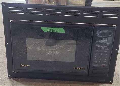 Used Goldstar Rv Microwave 20 14 W X 12 H X 14 12 D Young Farts