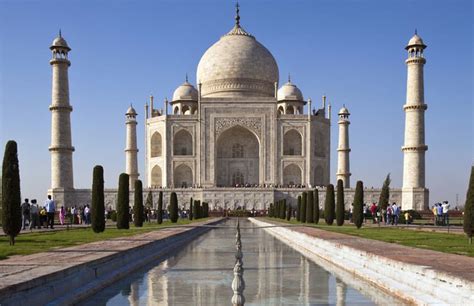 Top 10 Must See Landmarks In The World Photo